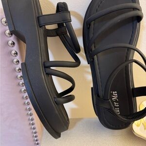 NEW! Black Platform Sandals sz 40